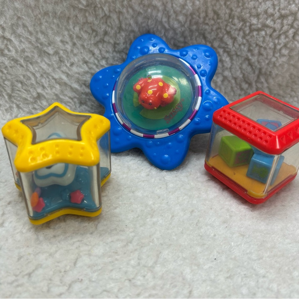 Fisher-Price Sassy shaker shape toys star square shaky frog 3 pieces